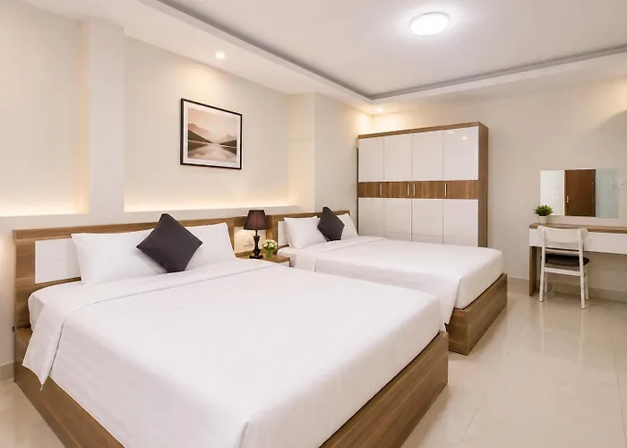 Manus Life Hotel